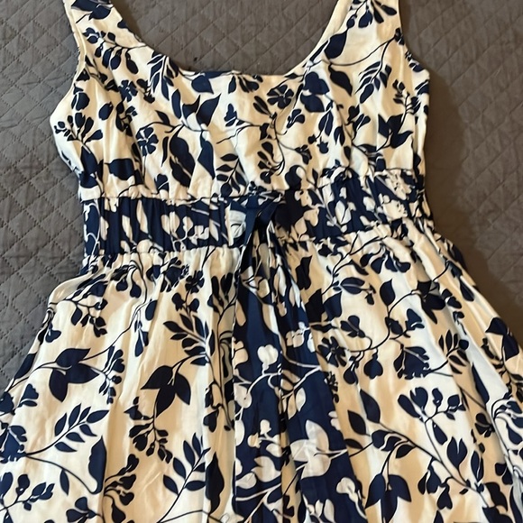 100% Cotton F.L.P. Blue And White Floral Sleeveless Dress - Picture 4 of 10